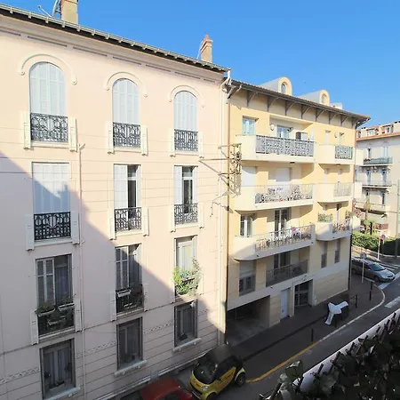 Les Orchidées - - à 10min Du Centre-ville *